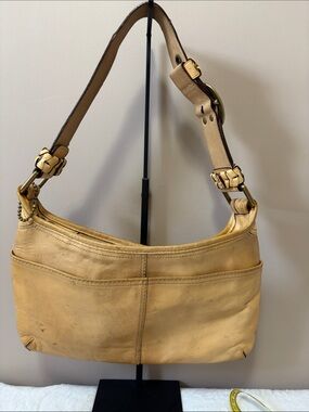 Coach Leather Shoulder Bag in Tan - Classic Everyday Style